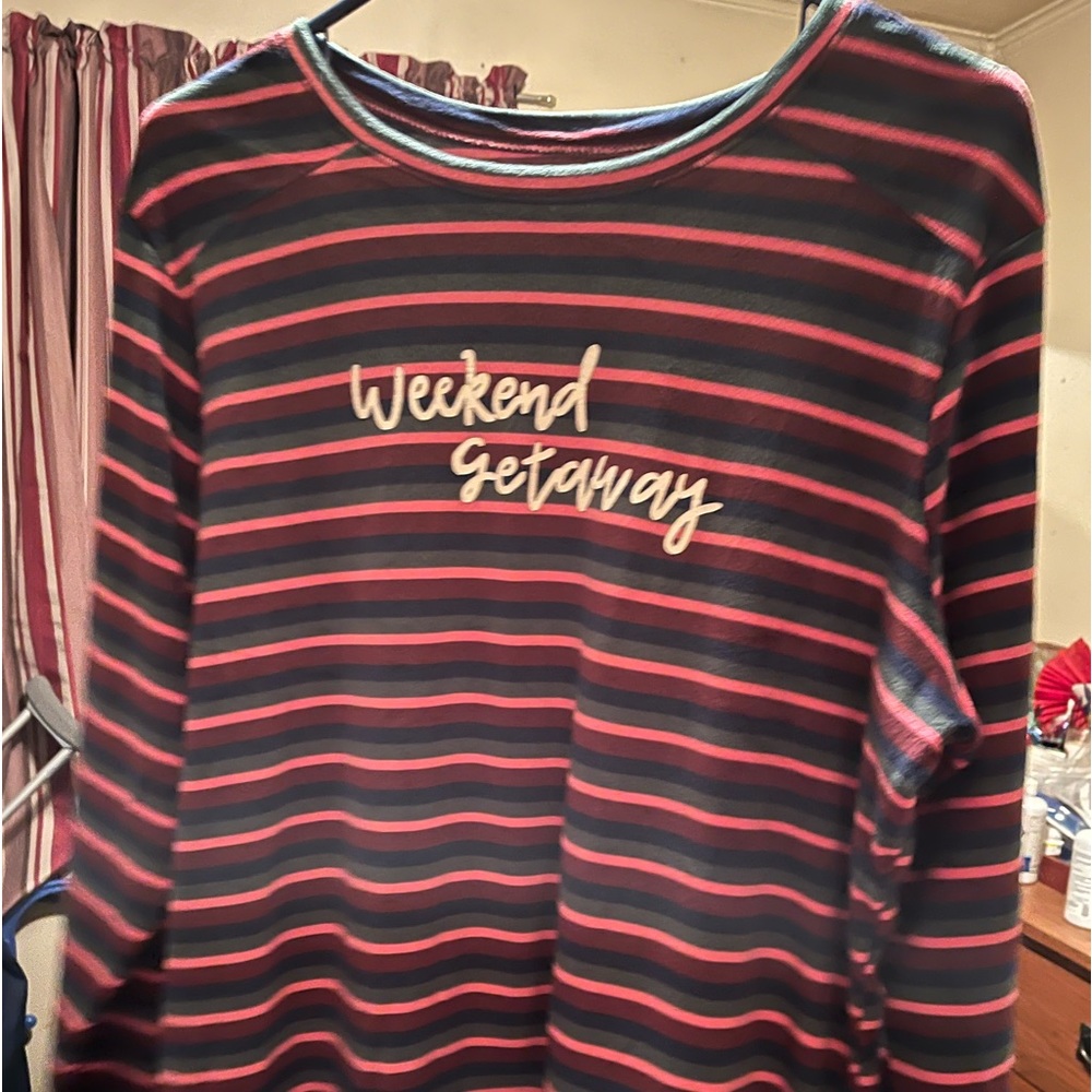 Cuddi Duds cute multicolored soft, stretchy top! “Weekend Getaway “